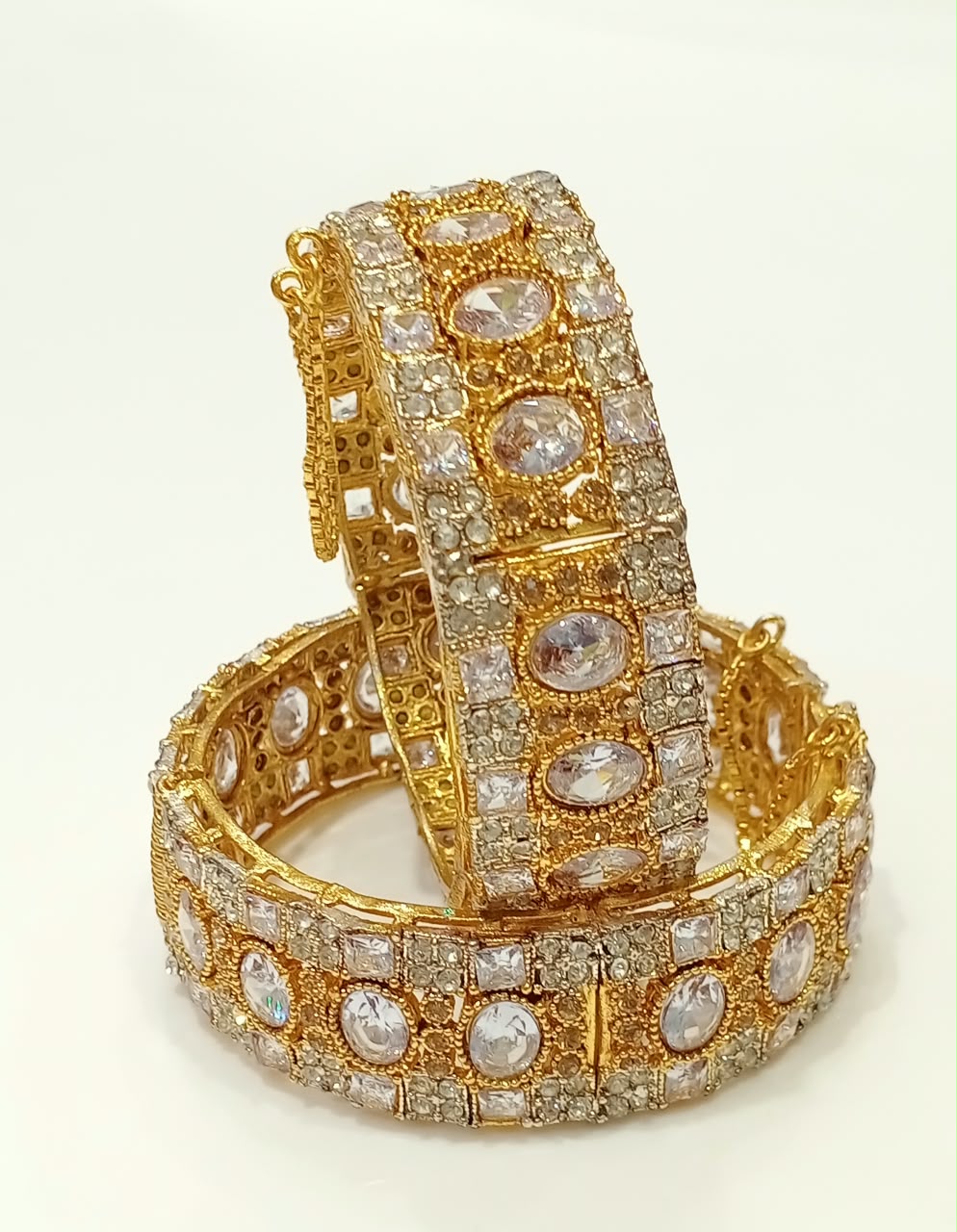 Midnight Noir Gold Kara - Image 4